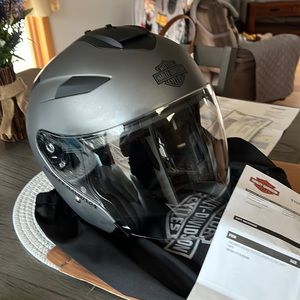 Medium size Harley Davidson helmet men or women